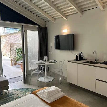 Noua Living - Boutique Centro Apartment